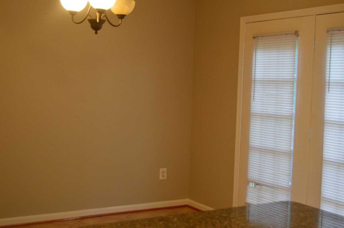 10454 Sextant Pl - Photo 6 of 17