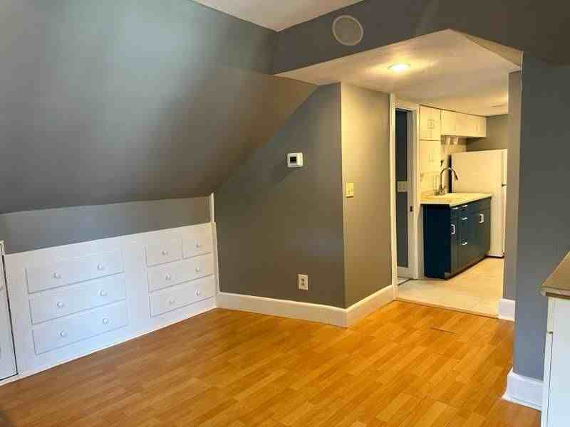 66 Hudson St ##3/B - Photo 7 of 28