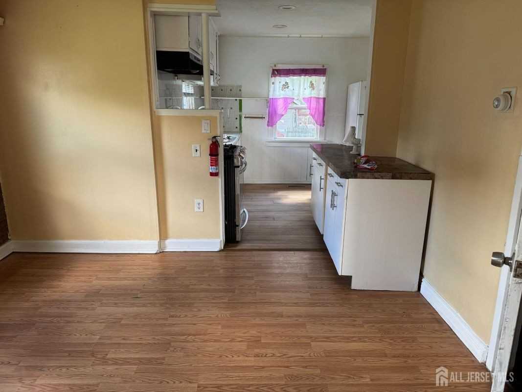 154 N Randolphville Rd - Photo 3 of 15