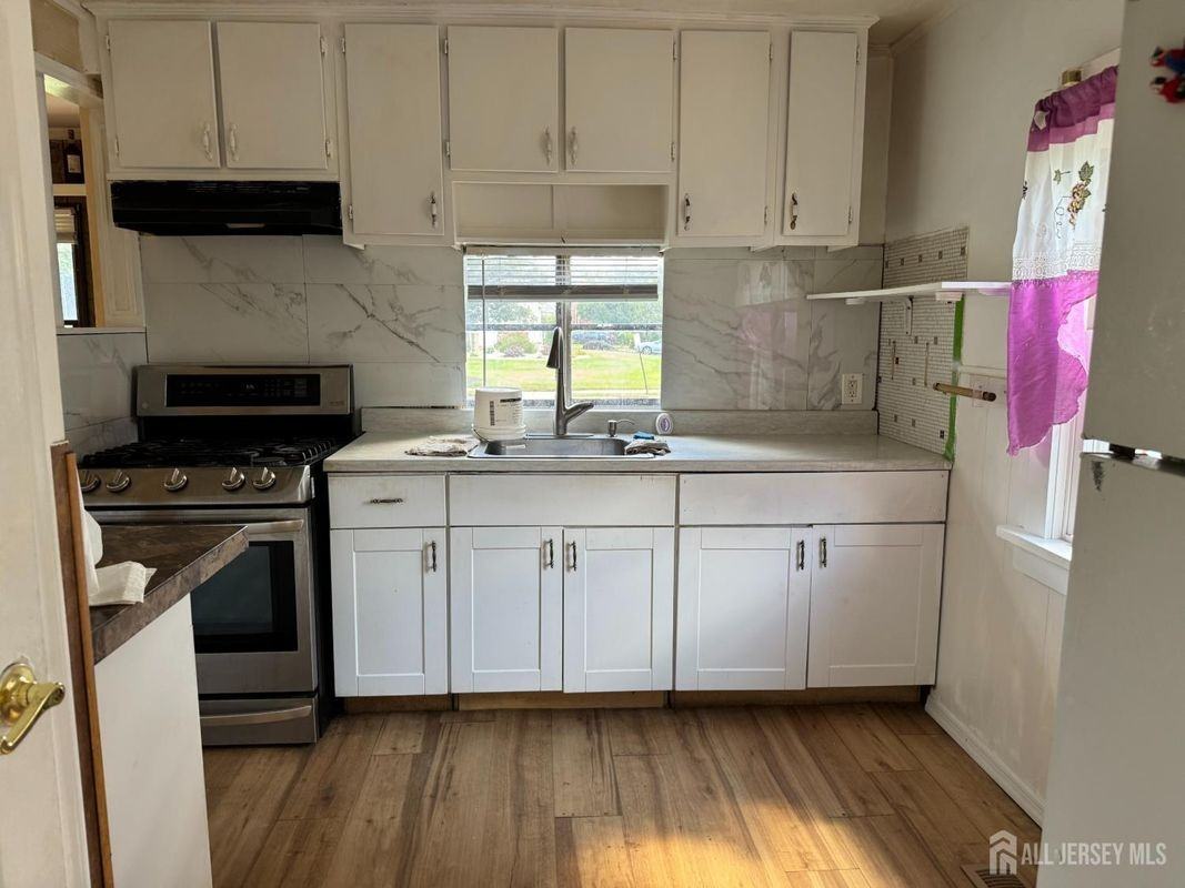 154 N Randolphville Rd - Photo 4 of 15