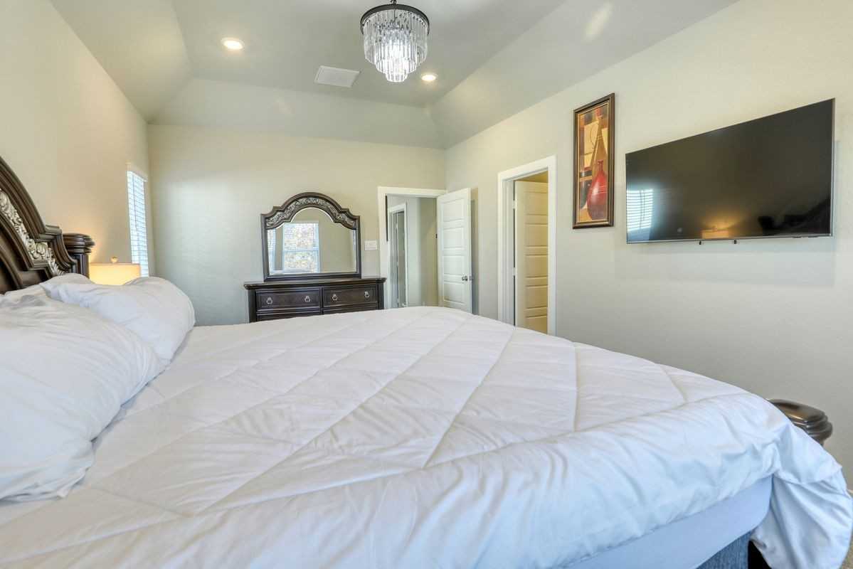3110 Moontide Ln - Photo 2 of 38