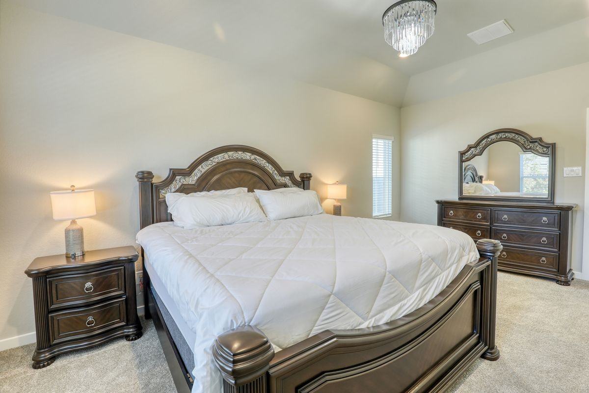 3110 Moontide Ln - Photo 4 of 38
