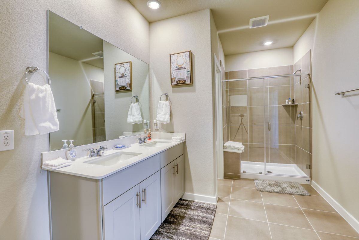 3110 Moontide Ln - Photo 5 of 38