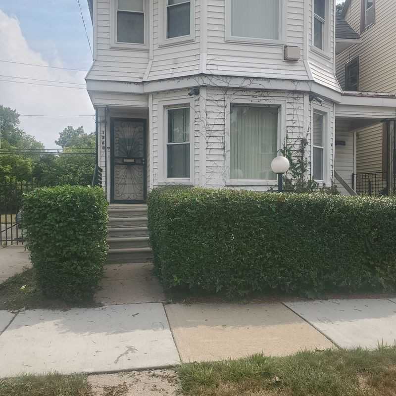 1260 Fischer St - Photo 7 of 7