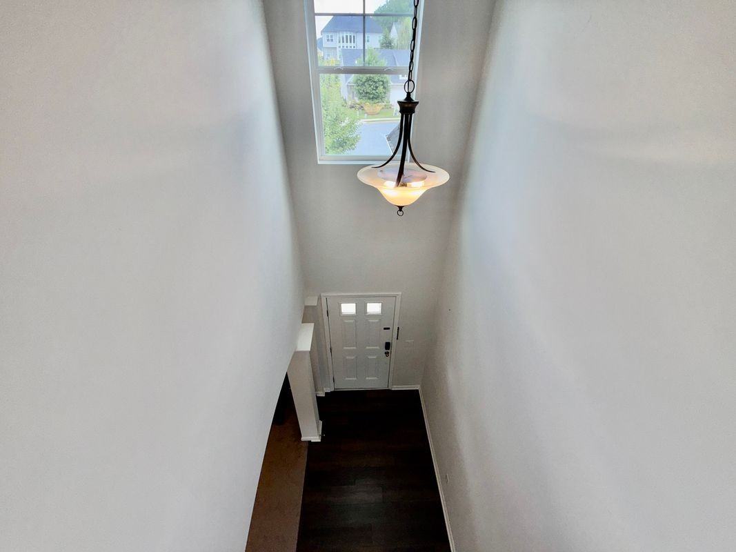 323 Coppergate Ct - Photo 5 of 38