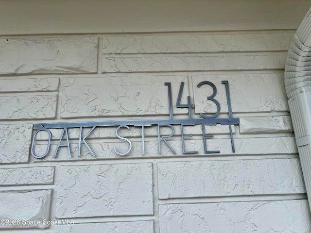 1431 Oak St - Photo 4 of 14