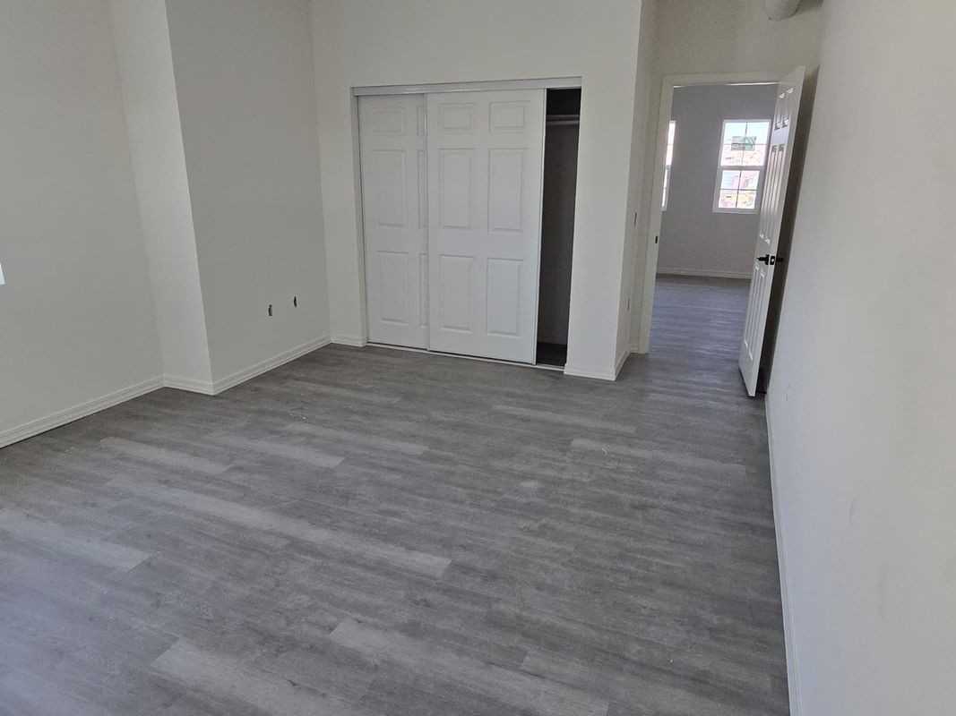 16482 Apple Valley Rd ##9 - Photo 3 of 4