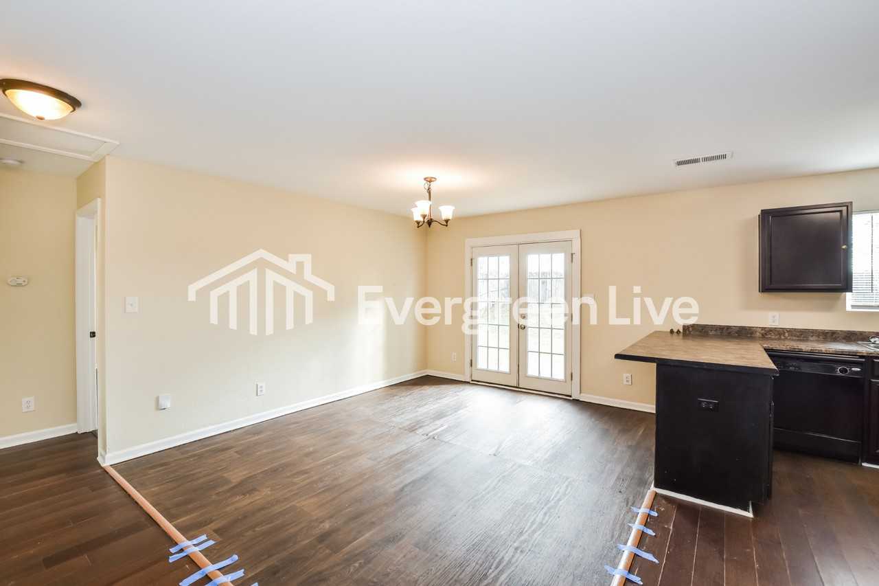 15227 Mill Valley Dr - Photo 5 of 15