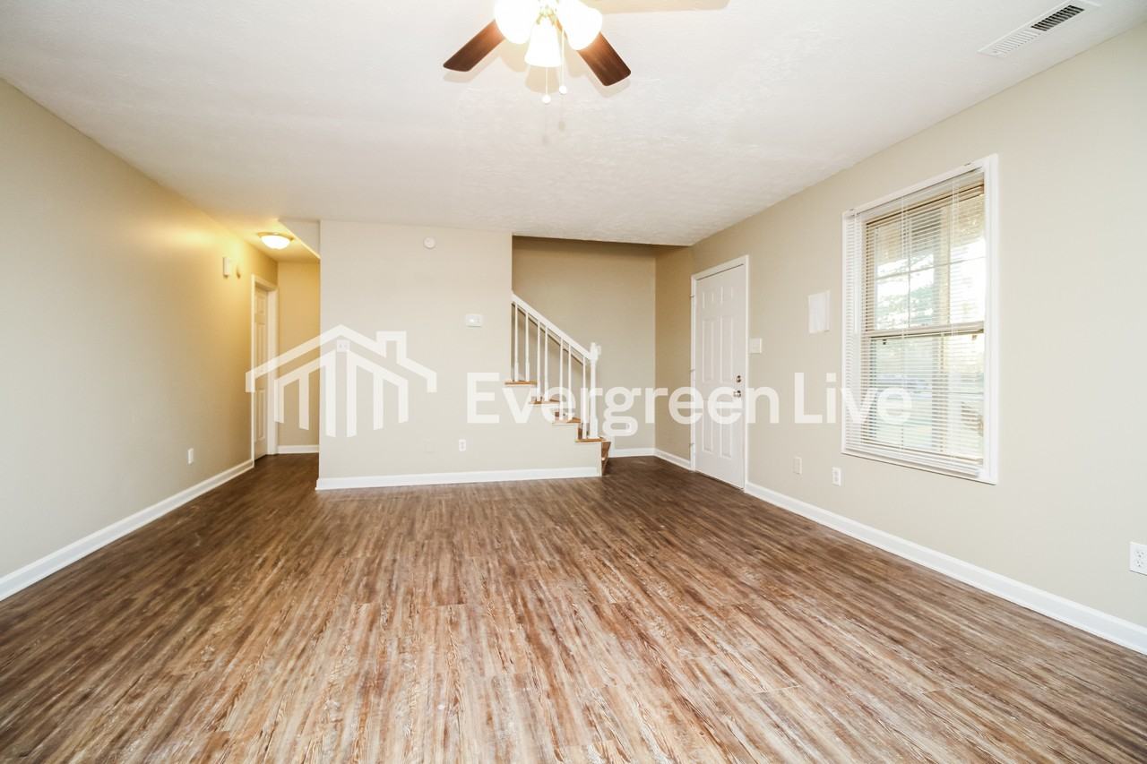 21471 Nelson Ln - Photo 4 of 10
