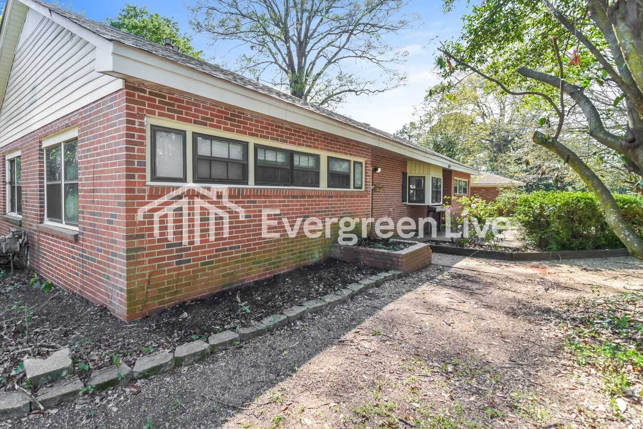 3514 Prince George Dr - Photo 2 of 15