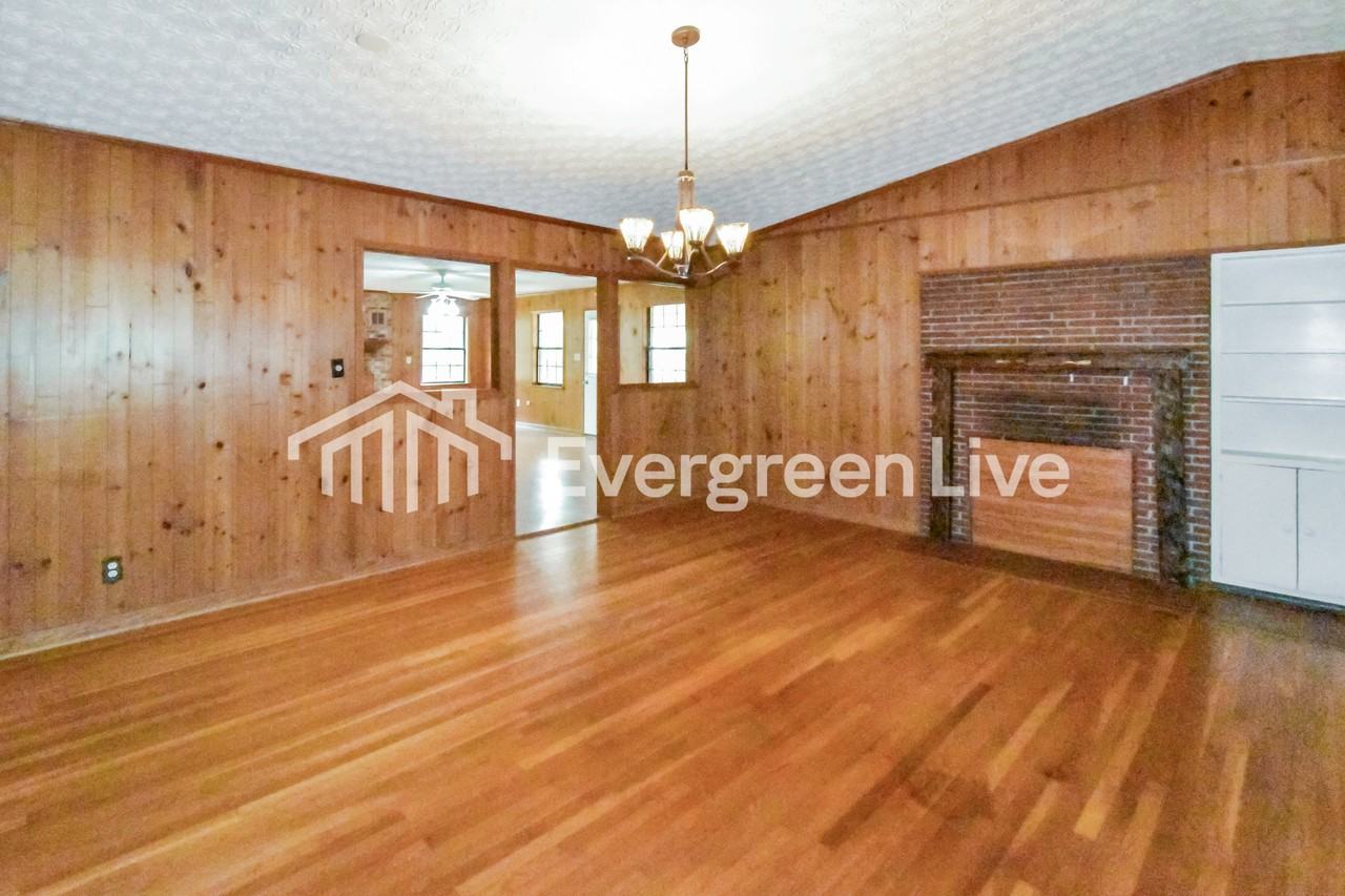 3514 Prince George Dr - Photo 5 of 15