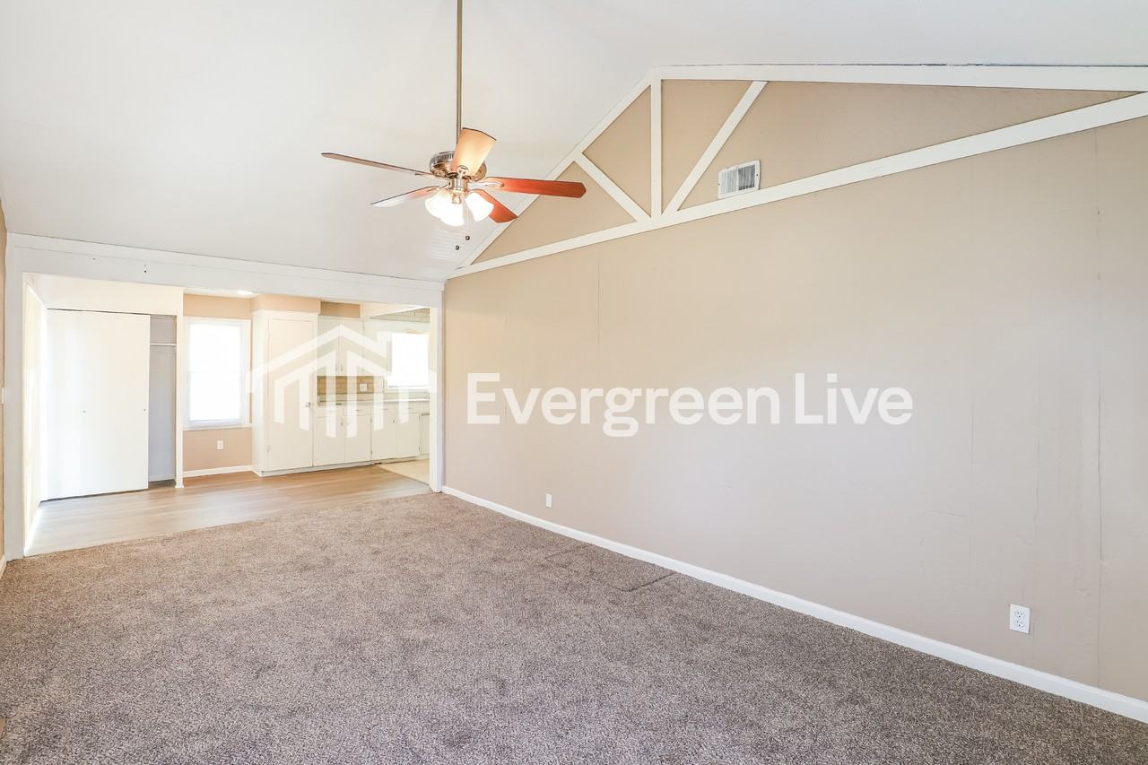 11609 E 35th St S - Photo 3 of 15
