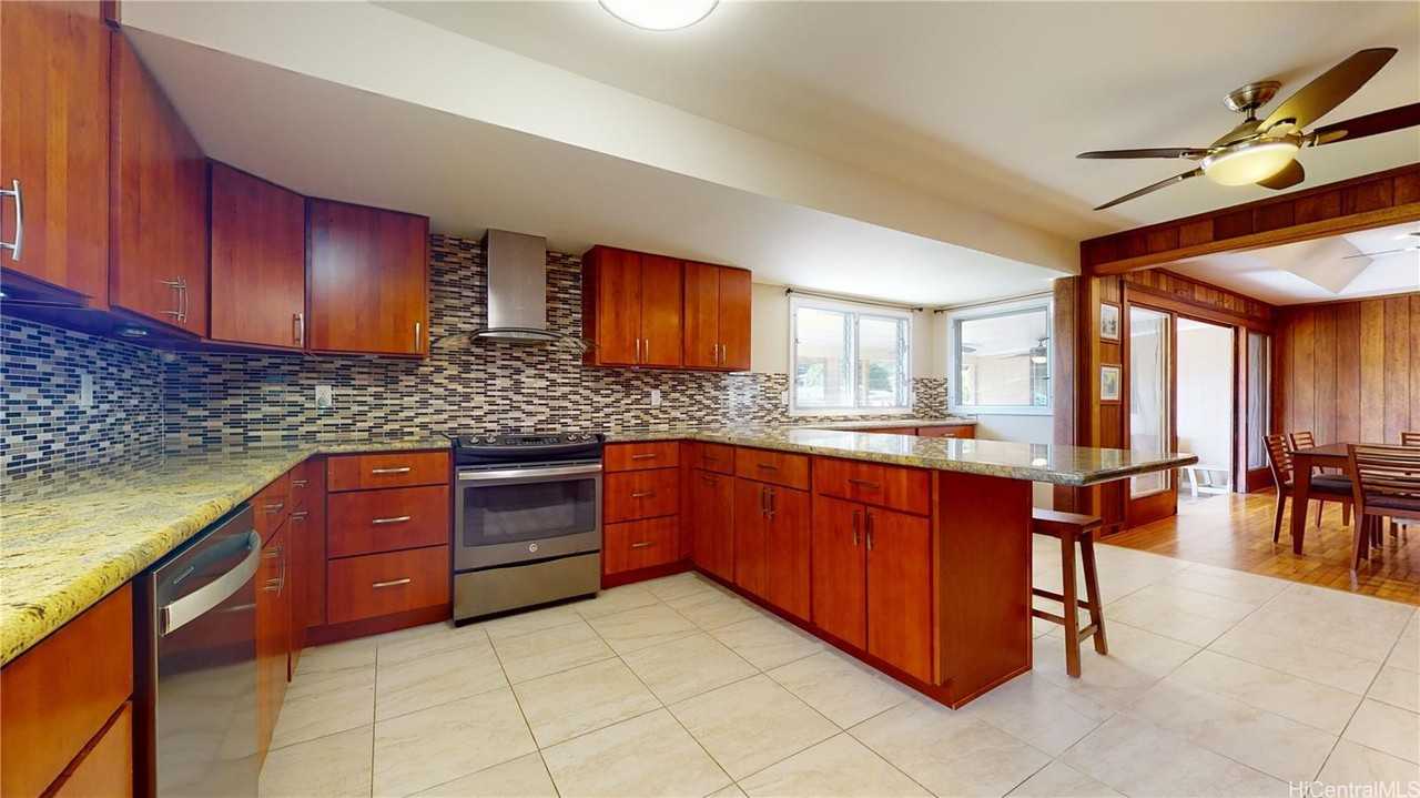 254A Kuliouou Rd #A - Photo 5 of 25