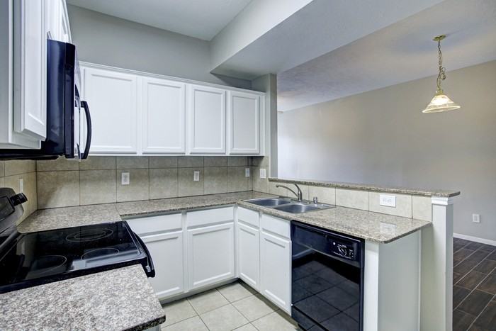6820 Winton St #A - Photo 5 of 11