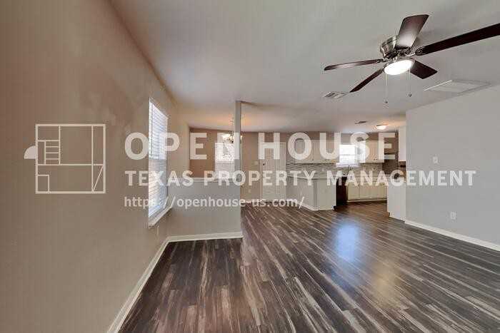 4294 Medina River Loop - Photo 4 of 21