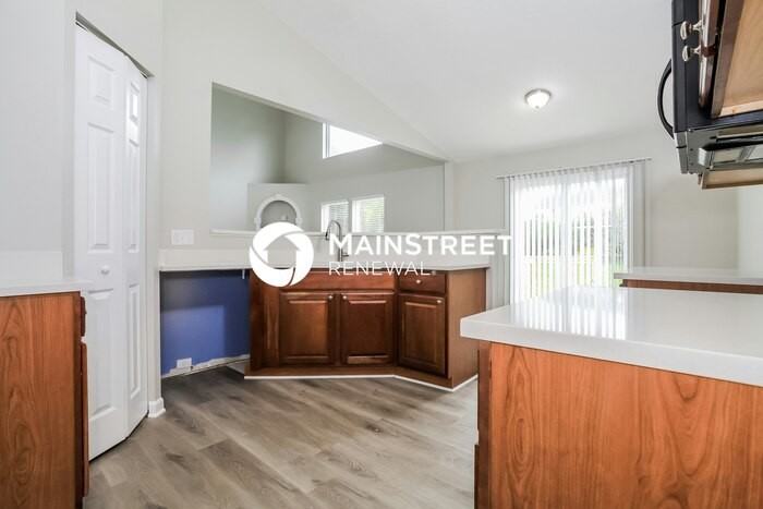 4945 Mary Louise Ct - Photo 7 of 18
