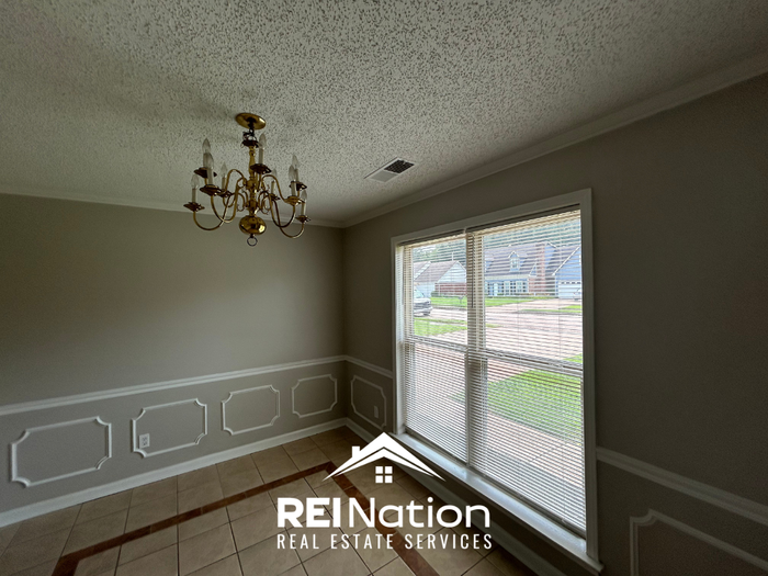 7316 Peppermill Ln - Photo 2 of 21