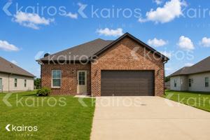 featured image of 520 White Oak Cir