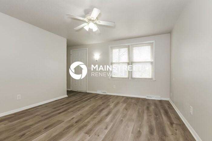 618 Ne 113th Ter - Photo 2 of 17