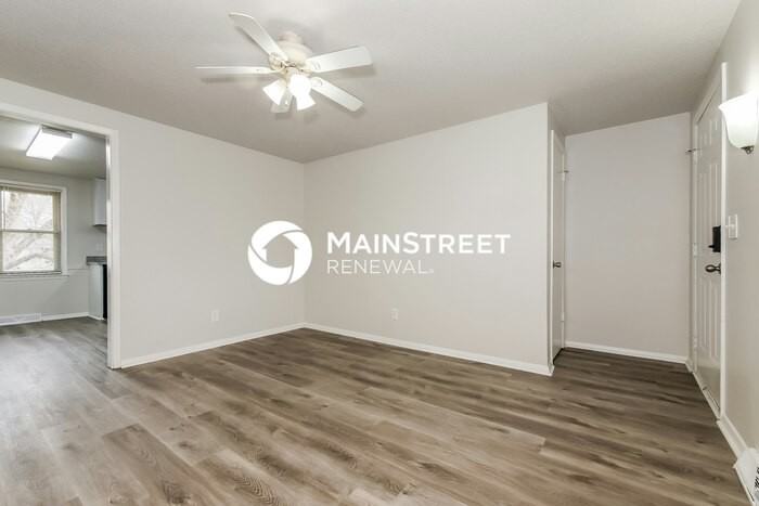 618 Ne 113th Ter - Photo 5 of 17