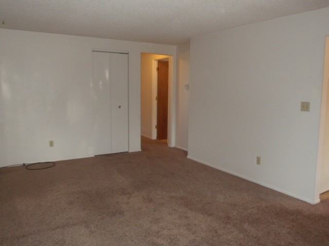 108 Camelot Ct #1 - Photo 5 of 14