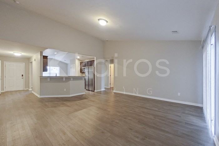 108 Saint Matthew Way - Photo 5 of 22