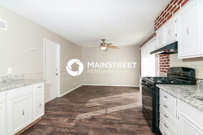 6917 Frostview Ln - Photo 5 of 15