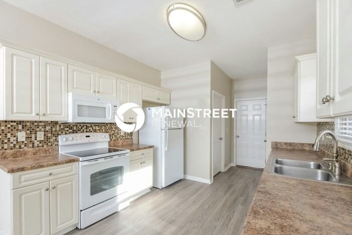 1025 Washington Ct - Photo 6 of 16