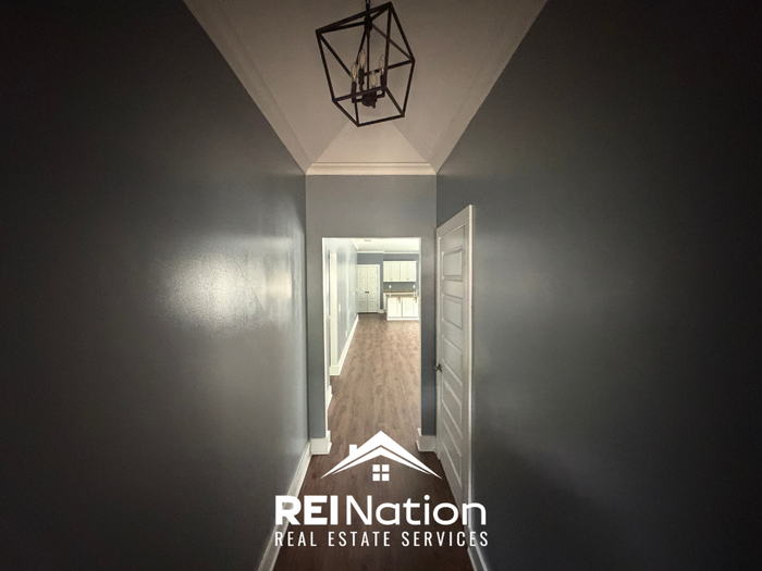5493 Park Side Rd - Photo 2 of 19