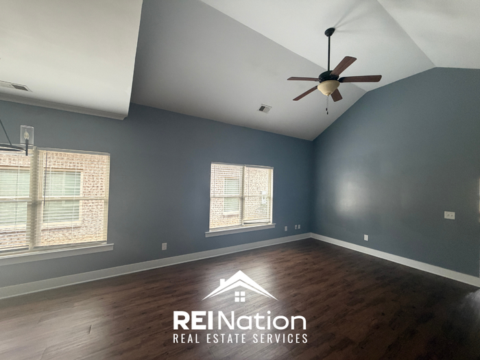 5493 Park Side Rd - Photo 3 of 19