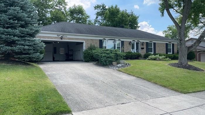 811 Kenbrook Dr - Photo 4 of 40