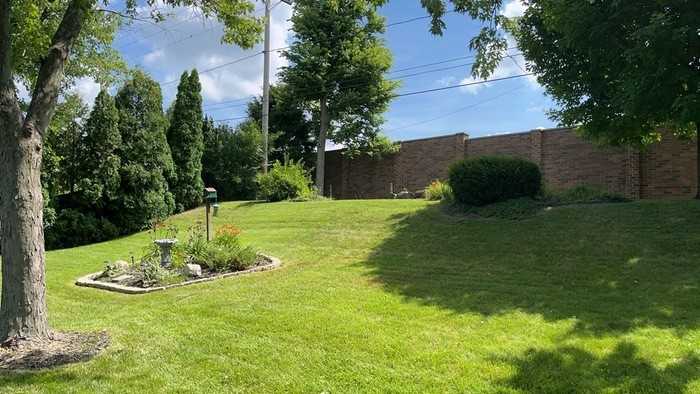 811 Kenbrook Dr - Photo 6 of 40
