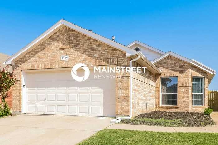 6448 Regina Dr - Photo 2 of 15