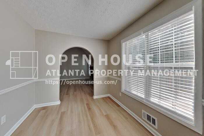 1075 Crystal Water Dr - Photo 6 of 20