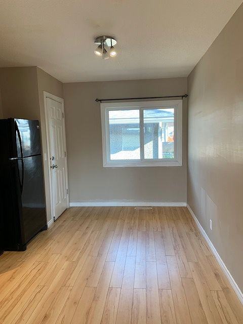 1840 39 St Se - Photo 4 of 8