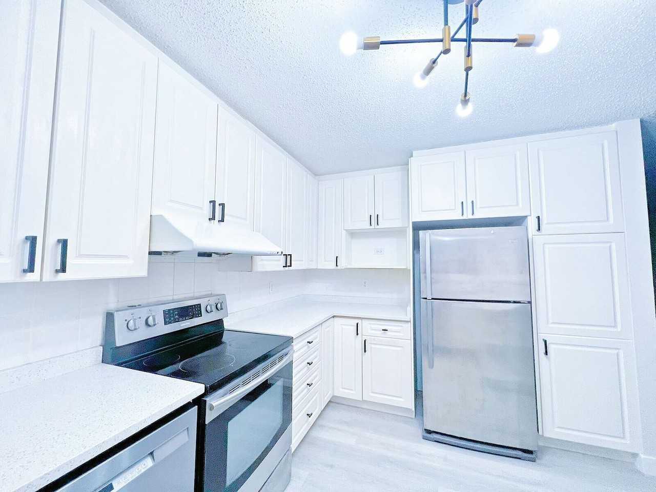 5348 Brisebois Dr Nw - Photo 5 of 7