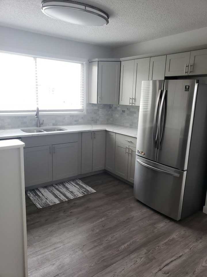 14508 19 St Nw - Photo 5 of 10