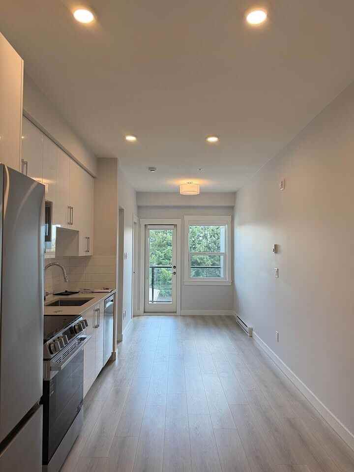 8423 - 8423 Cedar St - Photo 2 of 17
