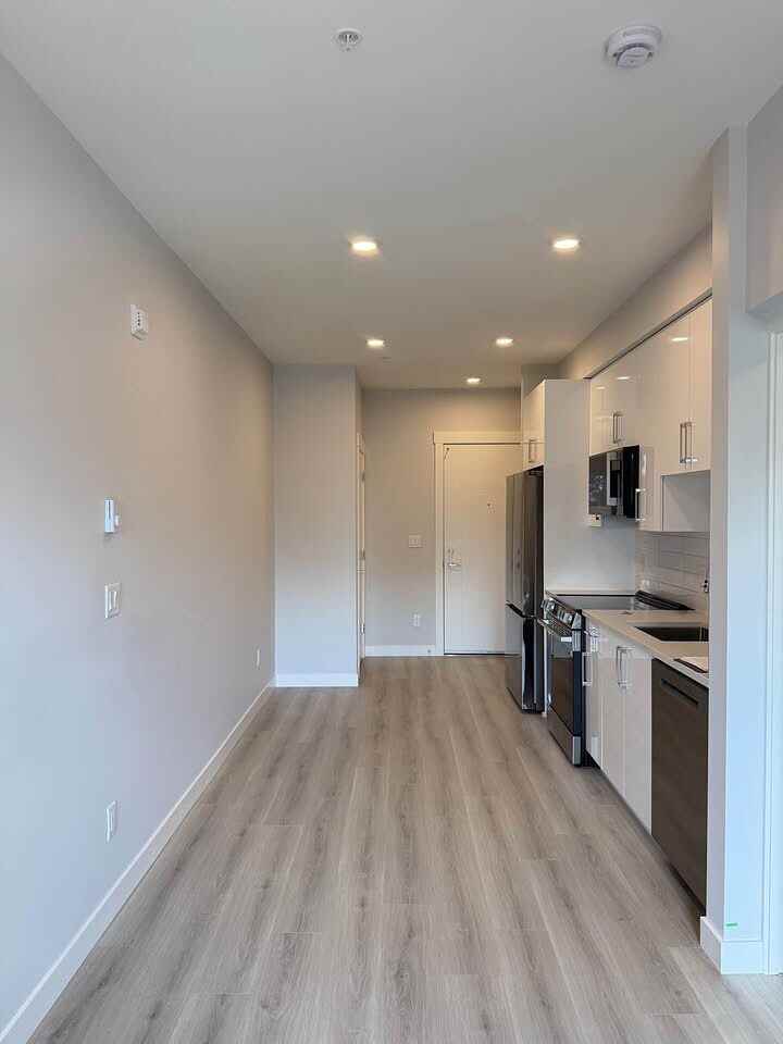 8423 - 8423 Cedar St - Photo 3 of 17