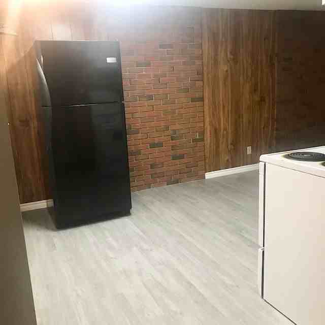 1215 Mardale Dr Ne - Photo 7 of 12