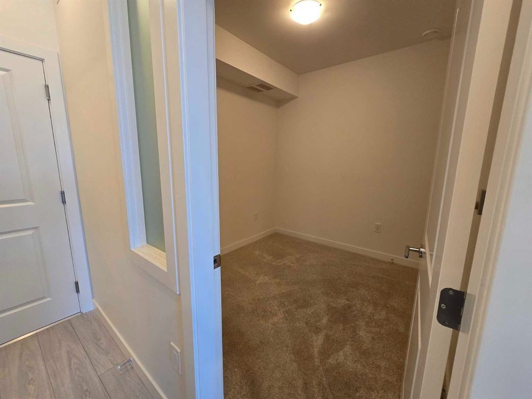 20834 80 Ave - Photo 4 of 12