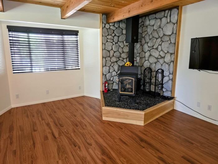 564 Cedar Ln - Photo 2 of 14