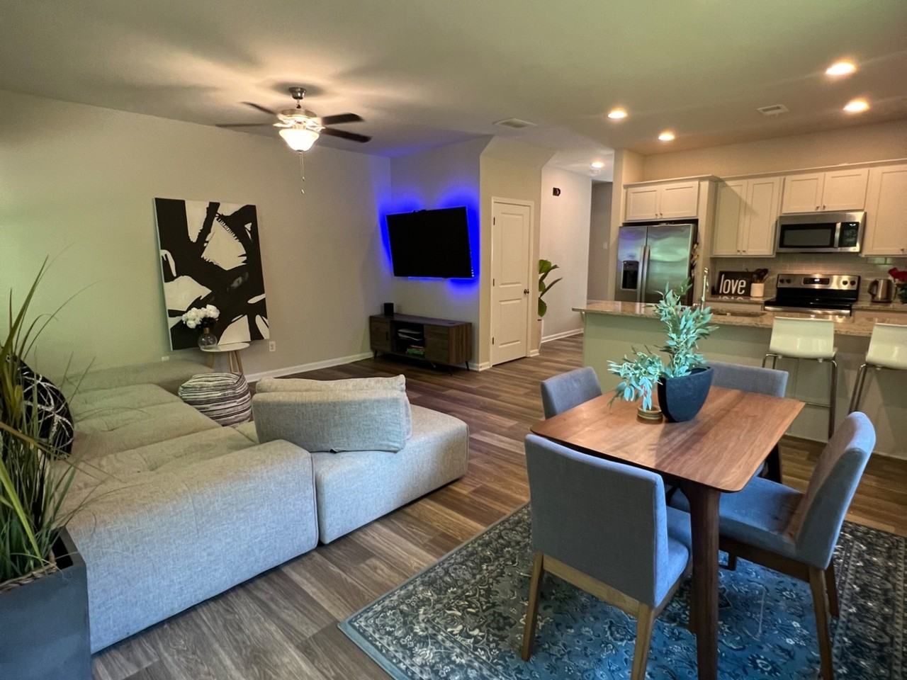 2816 Ridgeview Dr Sw #NA - Photo 5 of 9