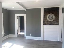 featured image of 206 Ferry St #NA