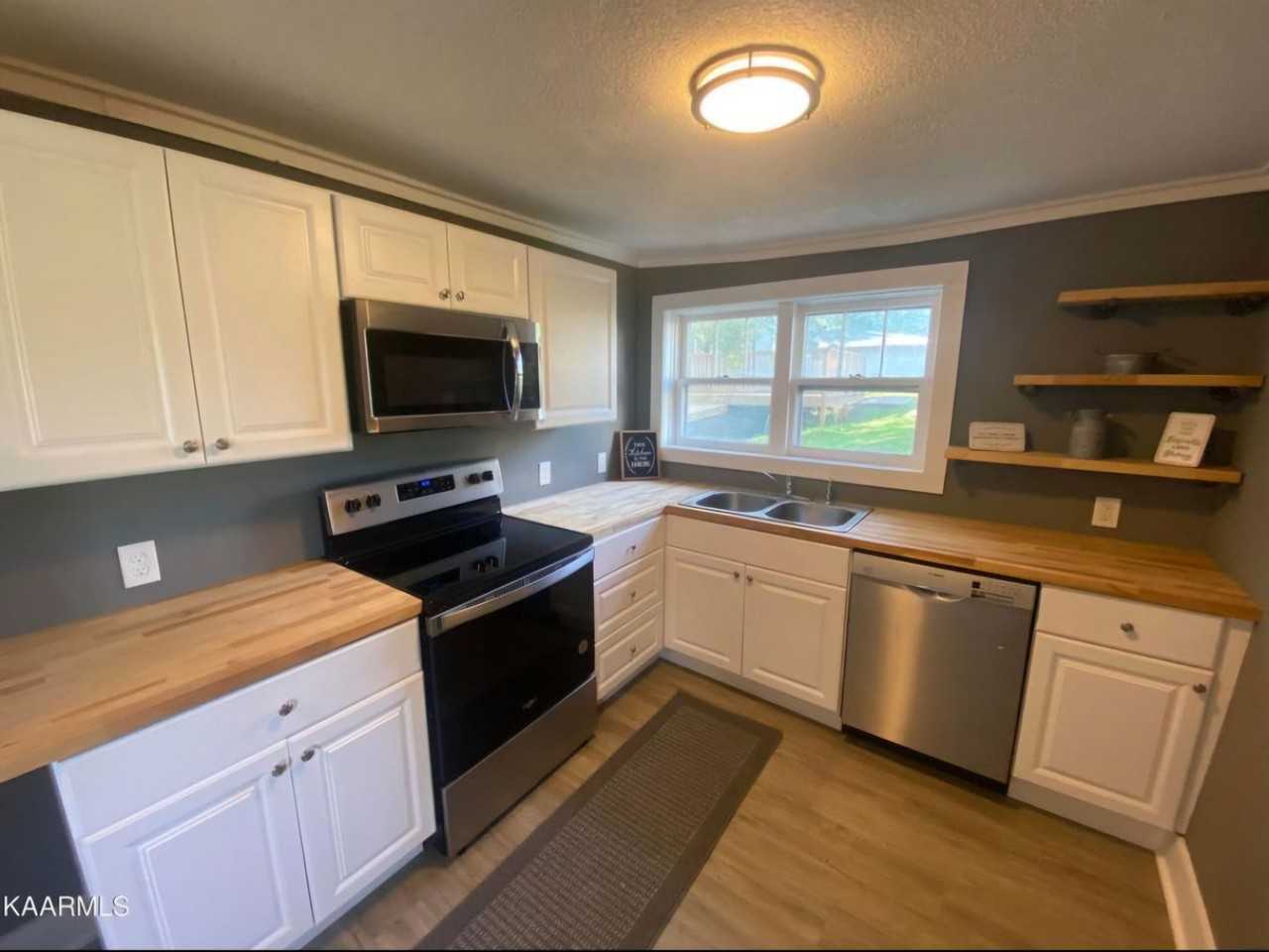 206 Ferry St #NA - Photo 4 of 11