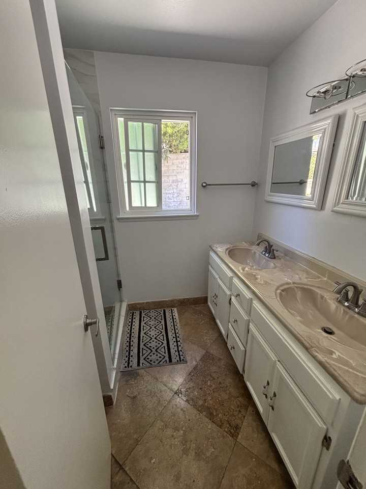 677 Taft Ct #NA - Photo 4 of 14