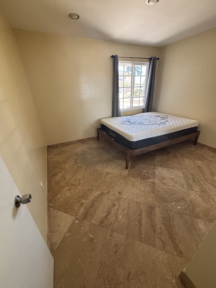 677 Taft Ct #NA - Photo 5 of 14