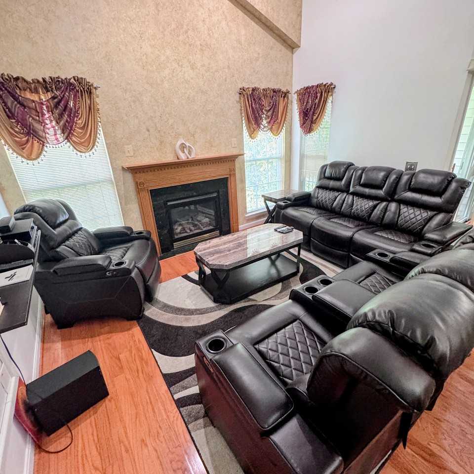 15616 Everglade Ln #405 - Photo 7 of 19