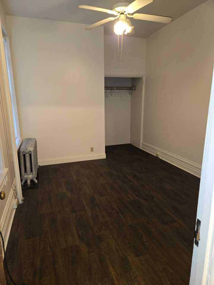 128 S 4th St #1FRONT - Photo 3 of 6