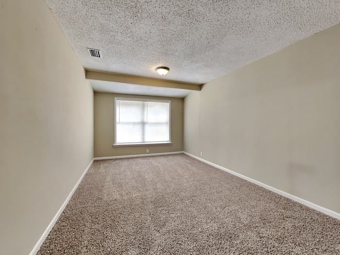 5226 Timawatha Ave - Photo 7 of 18